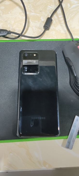 三星s20ultra 不是国行的 是英国版...