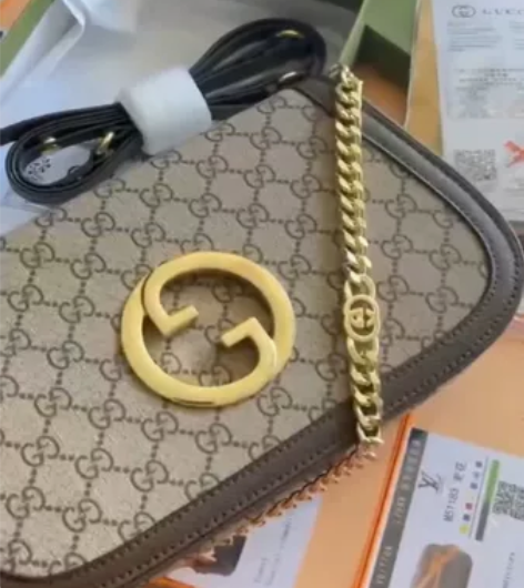 199包邮 经典老花高贵又耐看，乌木色接棕...