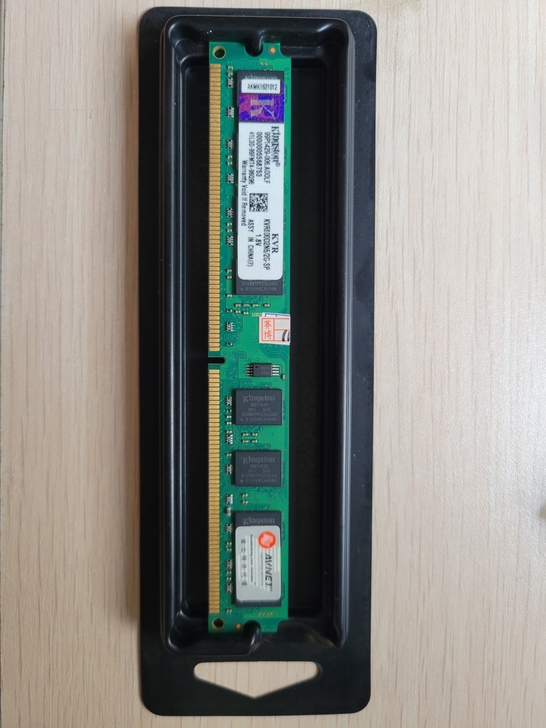 金士顿内存 ddr2 800 2g