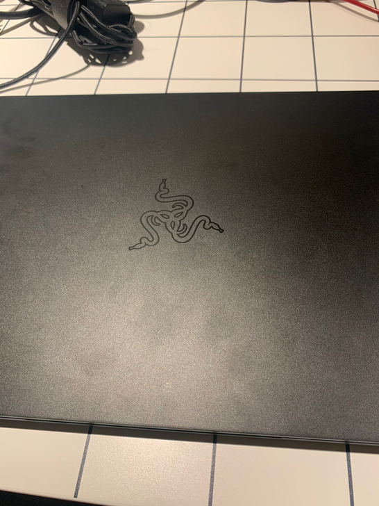 Razer灵刃 潜行版 4k触摸屏 201...