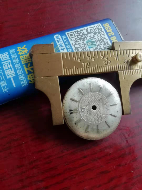 七个表盘一起出，40不讲，售出不退，非诚意...