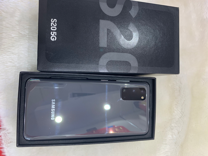 三星s20 12+128g 大全套,机器没...
