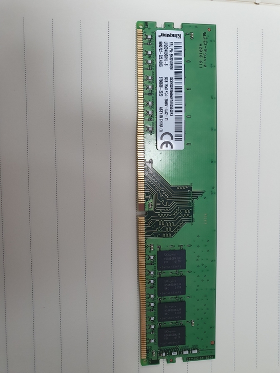 金士顿DDR4 2666GHZ内存，内存没...