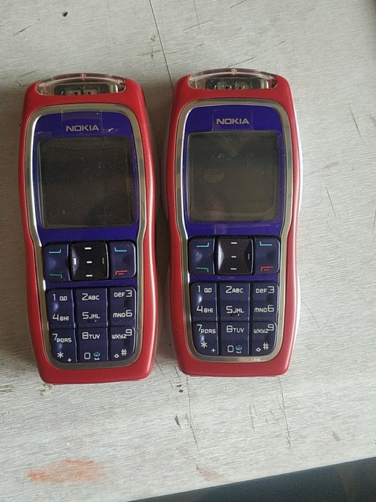 诺基亚3220