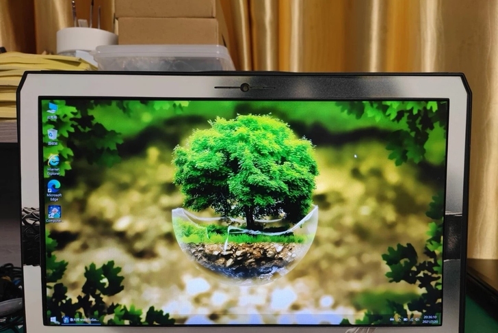 战神z8 i7 8g gtx1070神舟炫...