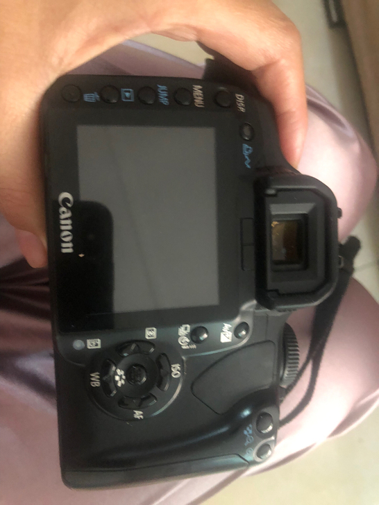 佳能400D单反相机