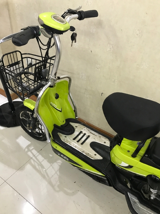 9成新雅迪电动车转让，车子还很新，现在由于...