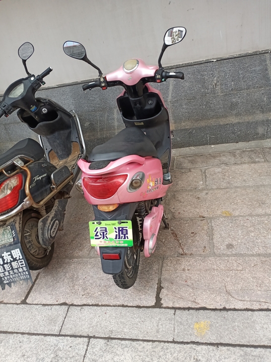 品牌型号 绿源电动车48V，现低价出售，价...