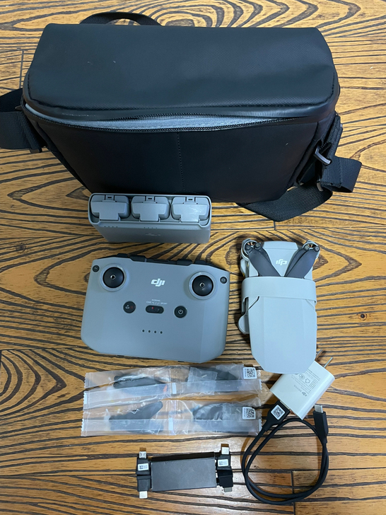 大疆mini2 无人机 畅飞套装 三块电池