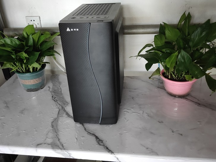 电脑,台式机一台,单位闲置九成新,配置如图...