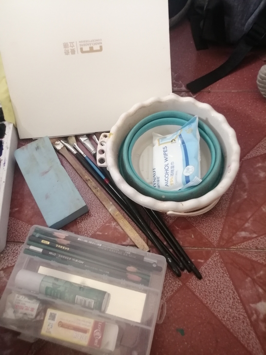 有美术生  美术的孩子无人买水粉颜料  米...