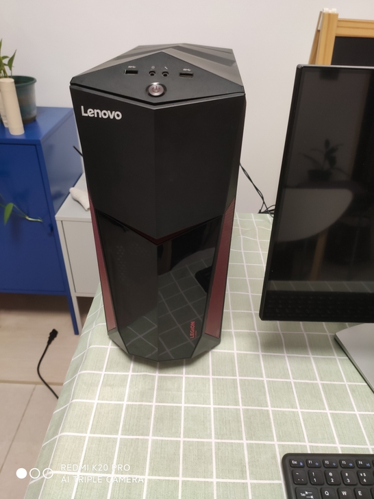 出一台电脑主机，适合办公用。17年底京东入...
