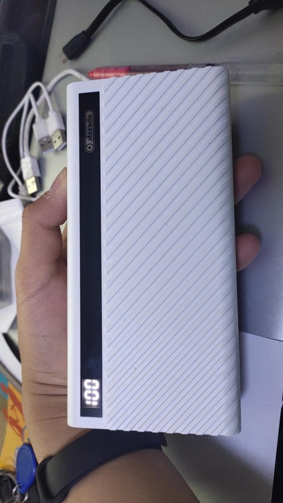 移动电源22.5W超级快充充电宝30000...