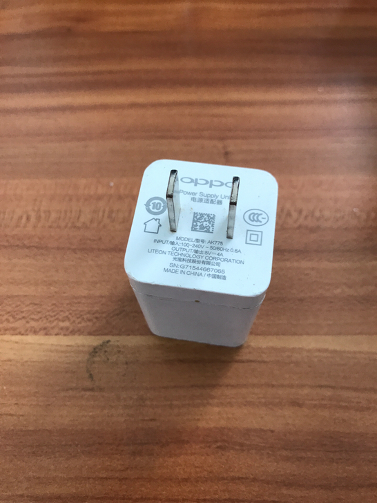 oppo快充充电头，功能正常，成色一般，送...