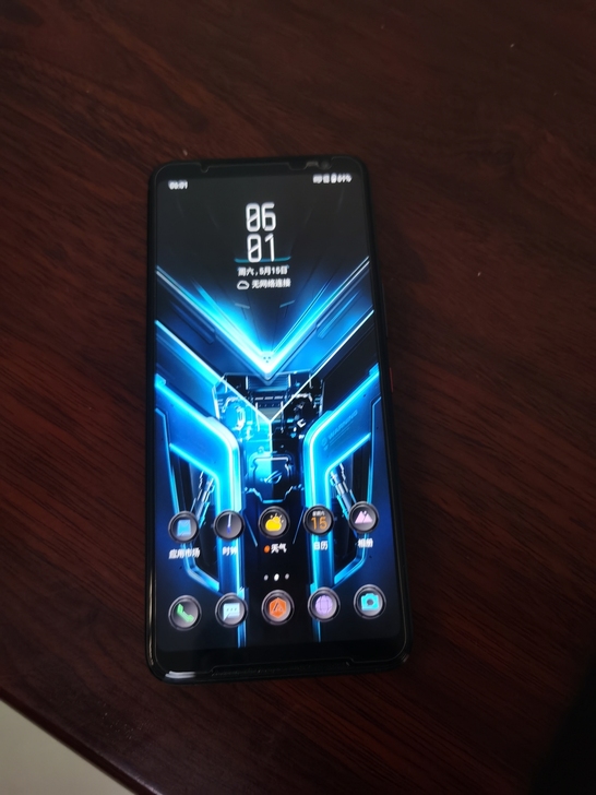 华硕ROG 3 游戏手机经典版 12GB+...