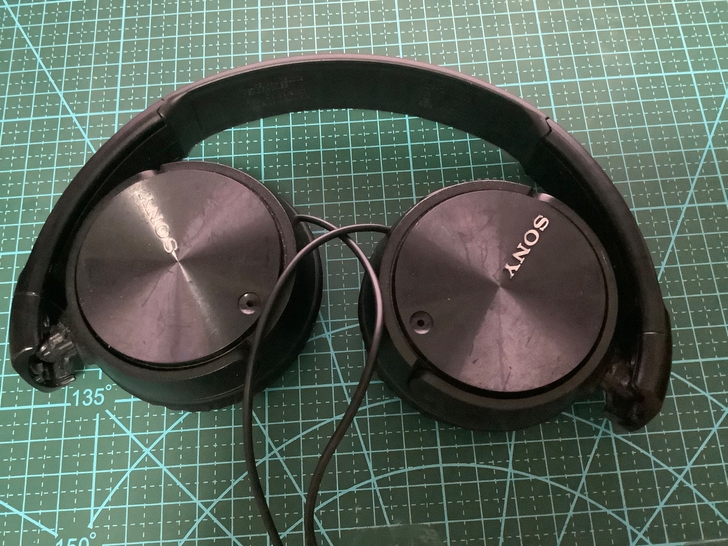 索尼耳机 降噪耳机 zx110nc