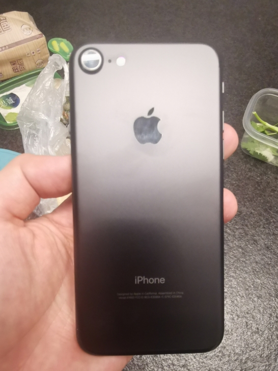 个人闲置备用机，黑色iPhone7，32g...