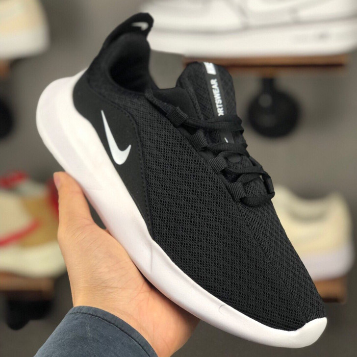 朋友体育活动中心到期 清仓出售nike金典...
