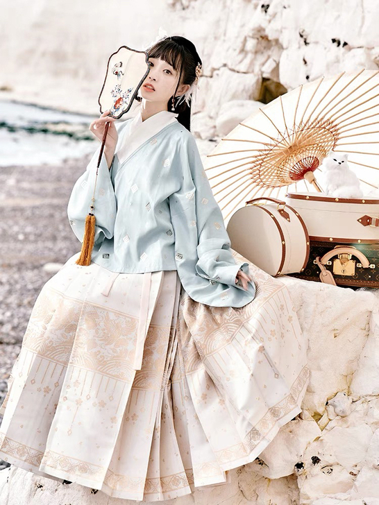 【十三余 小豆蔻儿】[花鸟行吟] 六色交领...