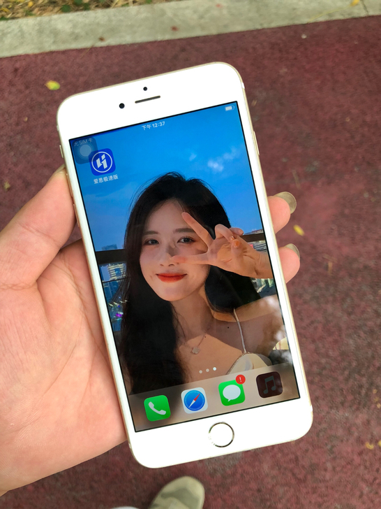 iPhone6s plus 金色64G 全...