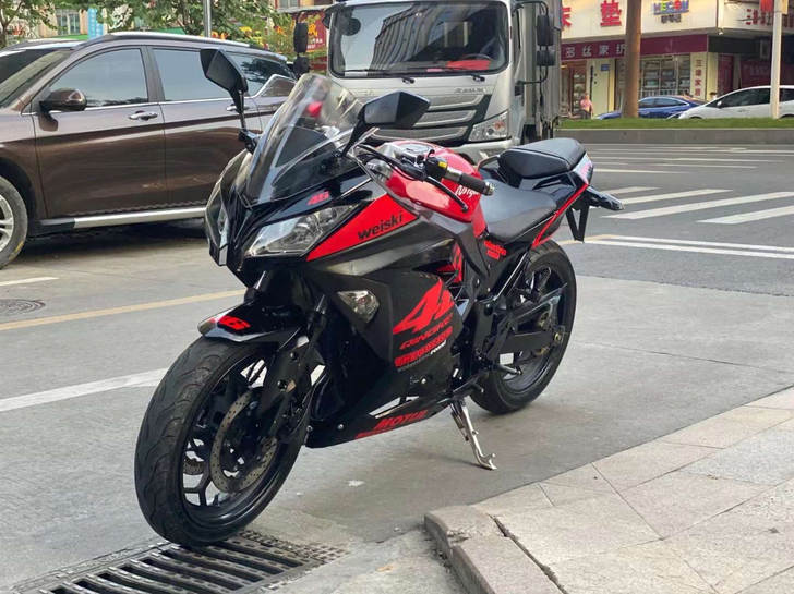 急售二手跑车摩托车小忍者地平线46赛道版花...