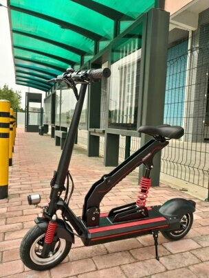 电动 折叠 滑板车出售