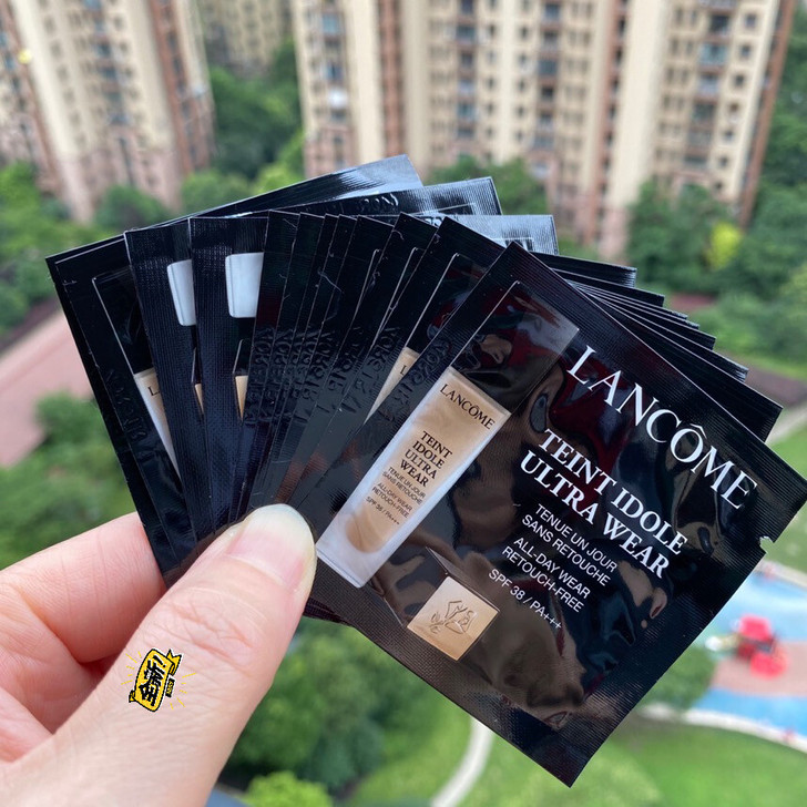 兰蔻持妆粉底液1ml*15片包邮