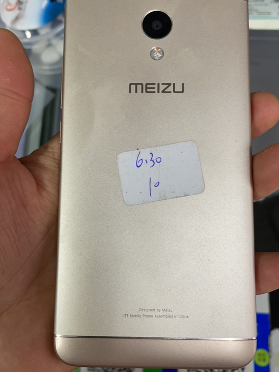魅族啥型号 开机外爆 只出主板价