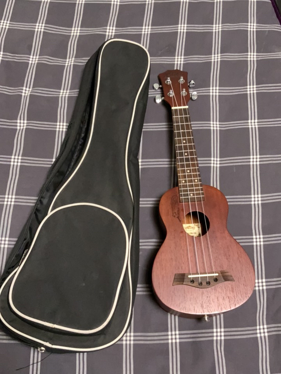 品牌型号 Stiller 尤克里里