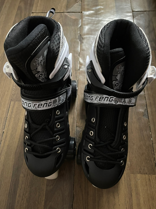 双排滑冰鞋35-38可调