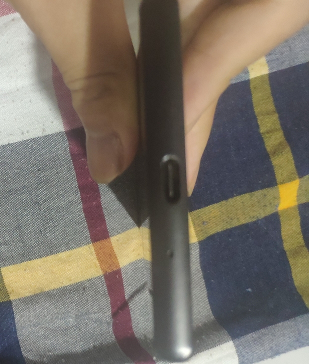 索尼xz1  835  4+64  刷了欧...