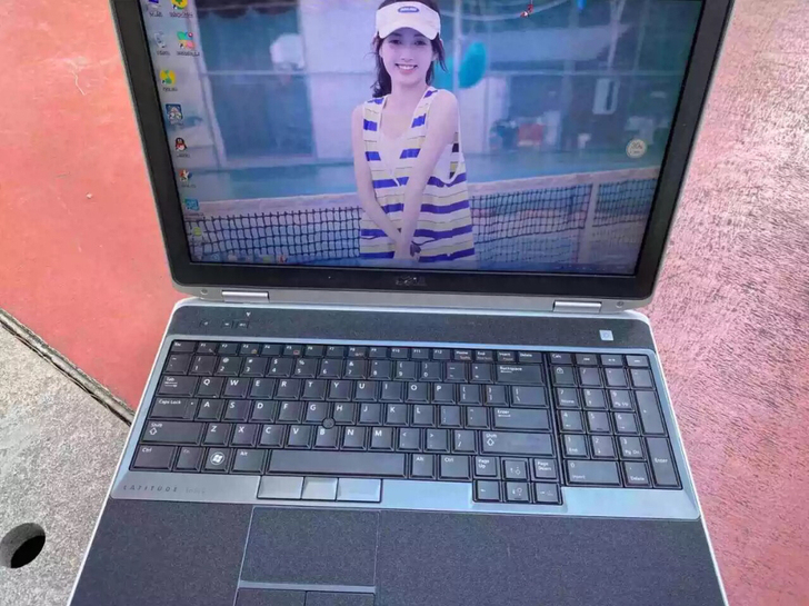 准备毕业了 个人自用的戴尔Dell E65...