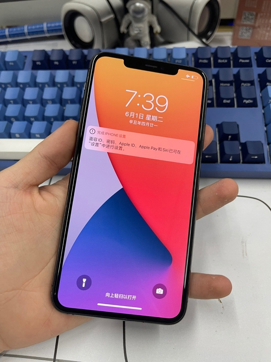 iphone 11promax64黑解无锁...