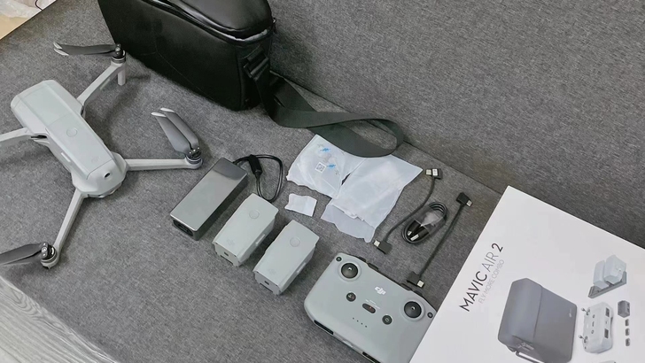 大疆MAVIC Air2畅飞套装+随心机身...