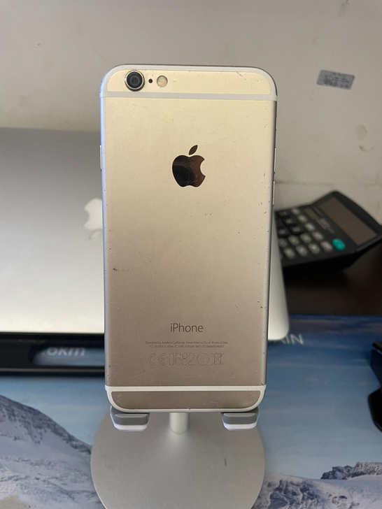 iphone 6 一直放着没用  可以拿去...