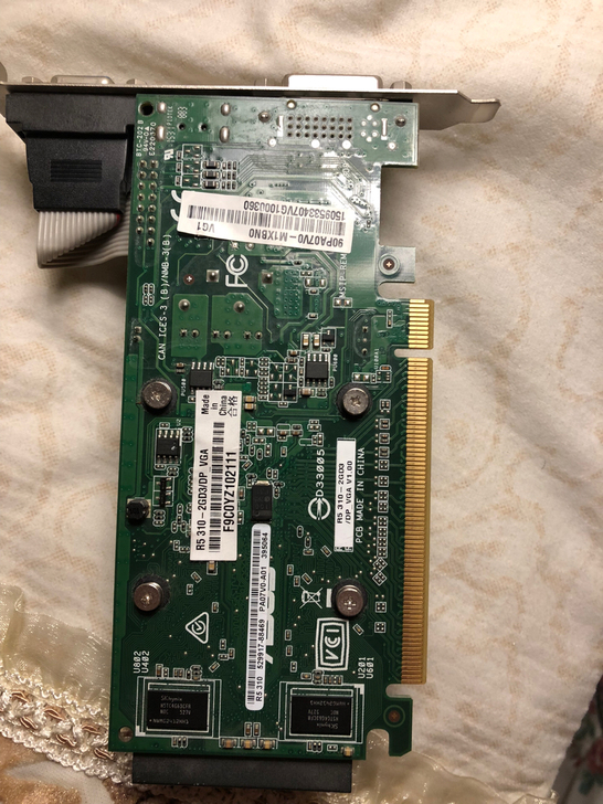 华硕R5 310 2G显卡 很新，公司办公...