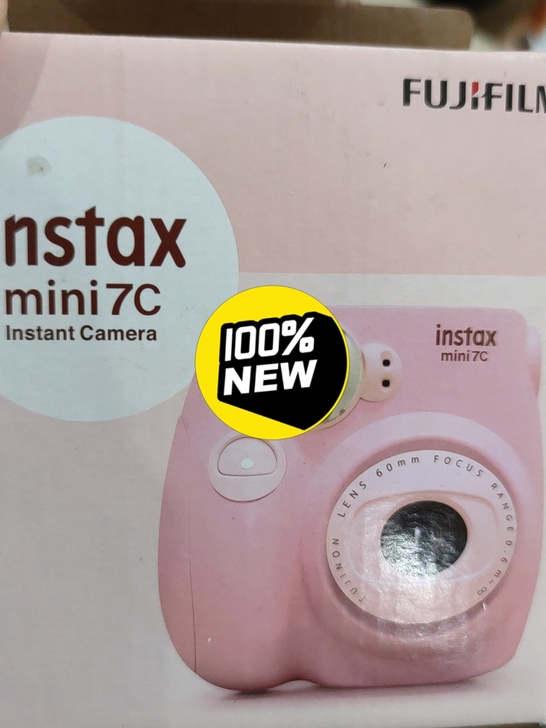 抽到的拍立得，全新只拆过封...虽然没配件...