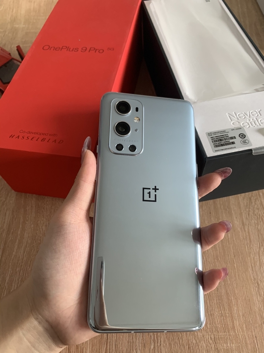 全套!一加9pro 12+256G 99新...