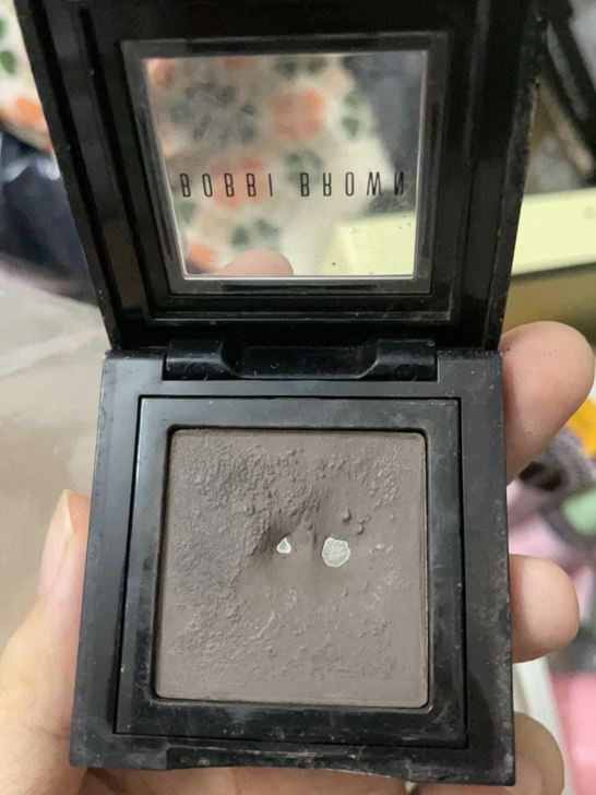 芭比布朗眼影 眉粉？