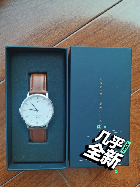DW手表，几乎全新买回来没用过两次，放着就...