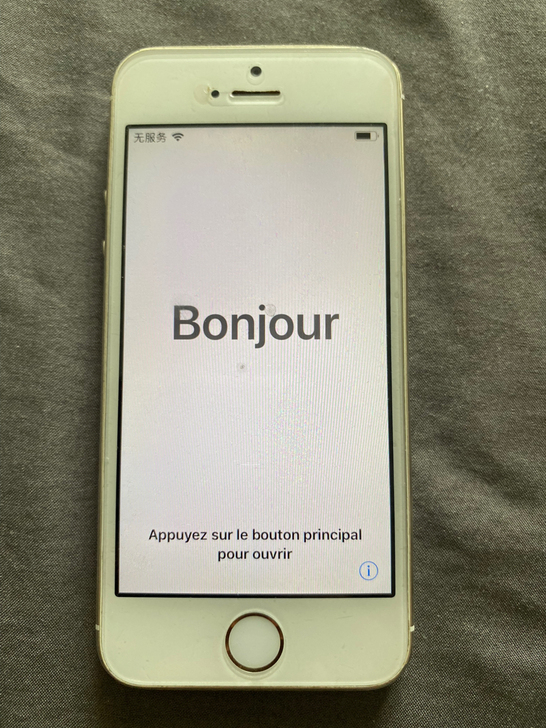 苹果iPhone 5s  32g  刚更新...