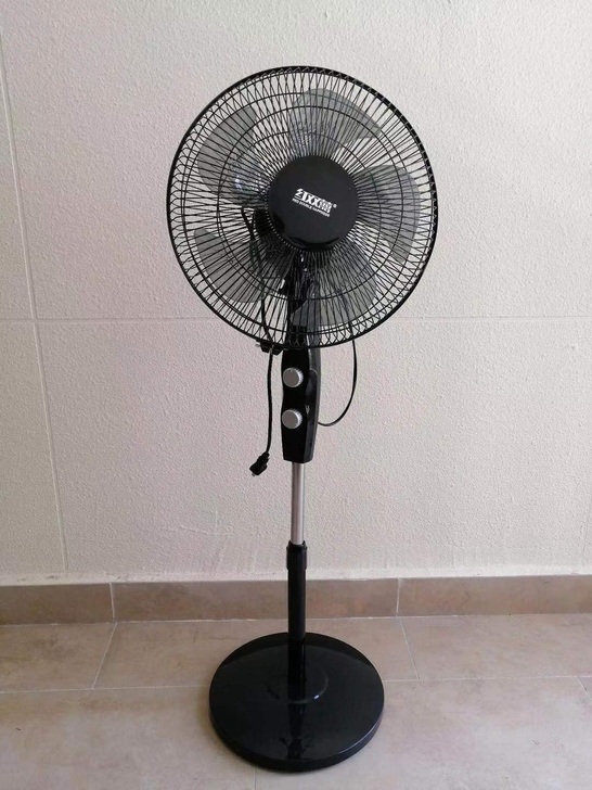 超市不开了，急出处理10台落地电风扇