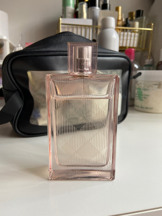 巴宝莉香水 粉红恋歌 100ml 余量如图...