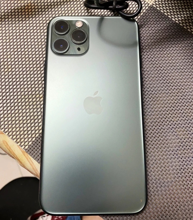 苹果iPhone11pro 国行64g 仅...