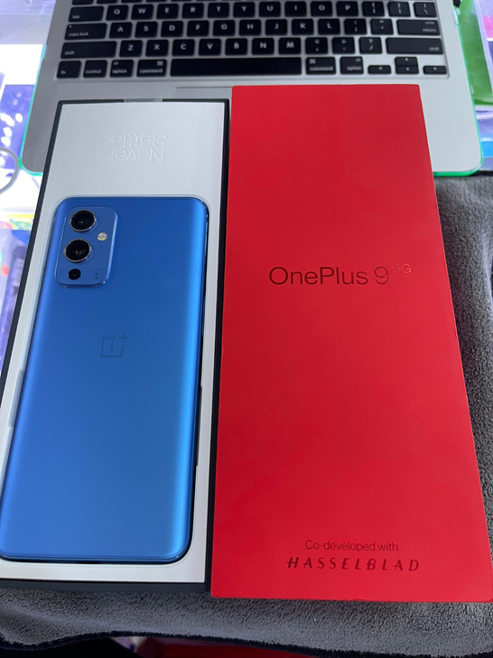 一加 OnePlus 9 5G 120Hz...