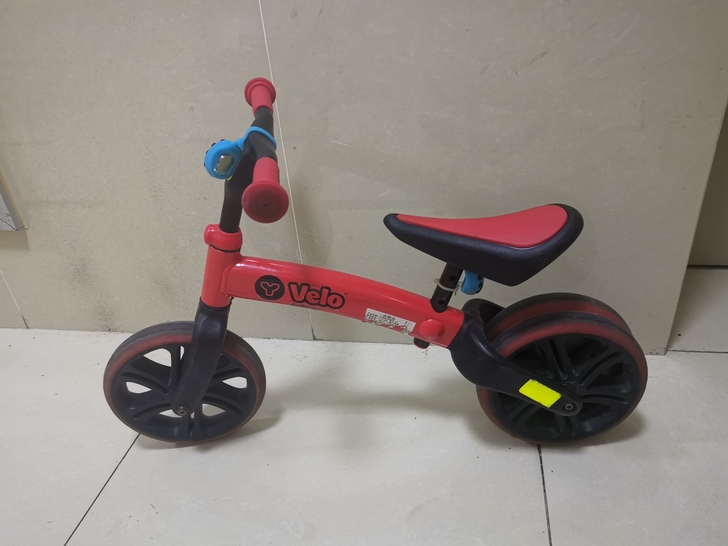 volo平衡车,去年开市客买的,后轮是双轮...