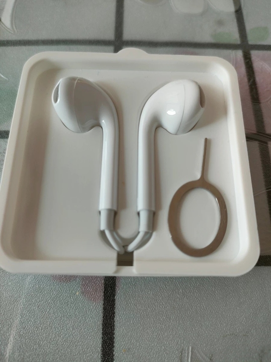 oppo原厂耳机，买Reno手机盒里面的，...