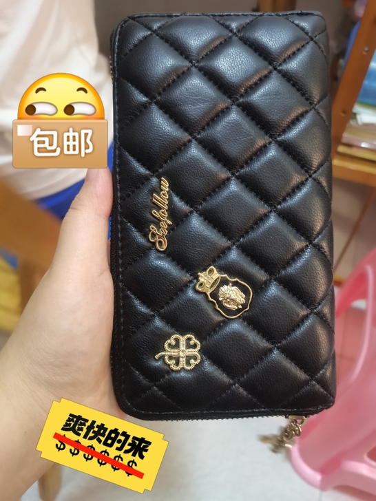 新旧程度 9成新 女士长款钱包时尚羊皮多卡...