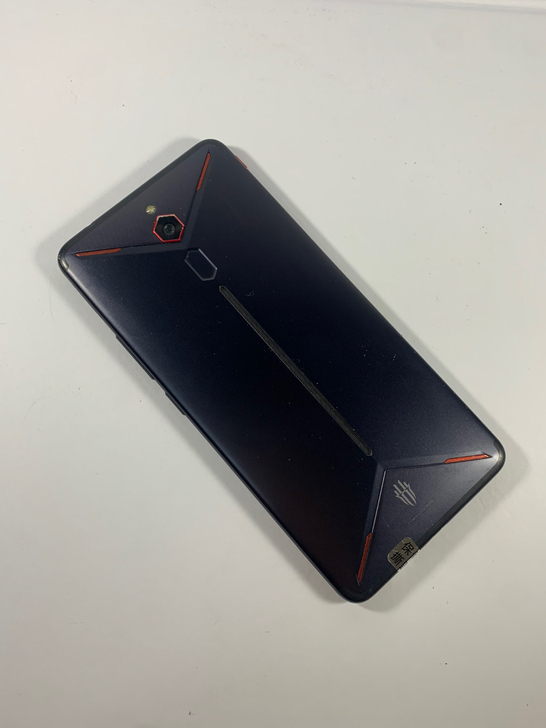 努比亚 红魔 mars游戏手机 原装无拆无...