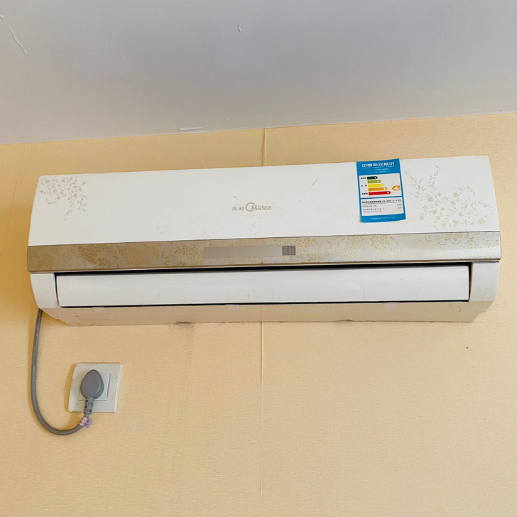 美的空调 挂式1.5匹